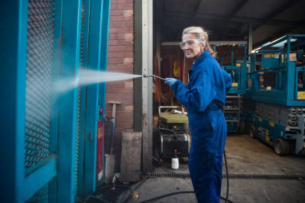 Lake Los Angeles, CA Pressure Washing Services Company
